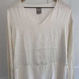 Go By Go Silk V-Neck Mixed Media Top, White, Size XS